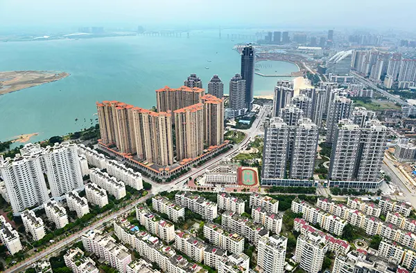 湛江金沙湾片区"三个城市"样板区建设进展顺利
