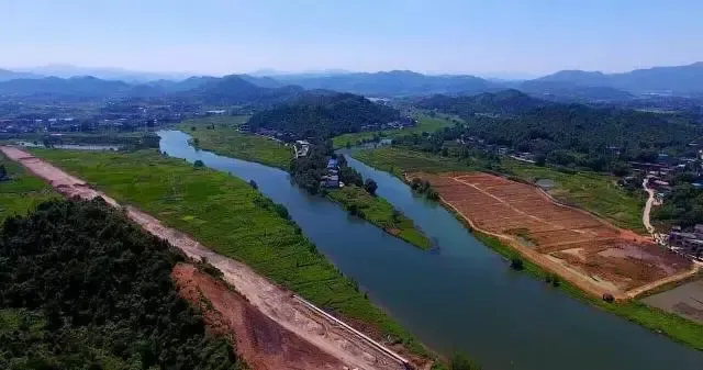 绿地集团上海公司负责人考察湘东区特色小镇_