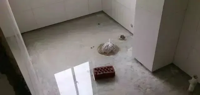 水电刚做好,电线被偷了!马上验收,如果这4处不合格,我就扣钱